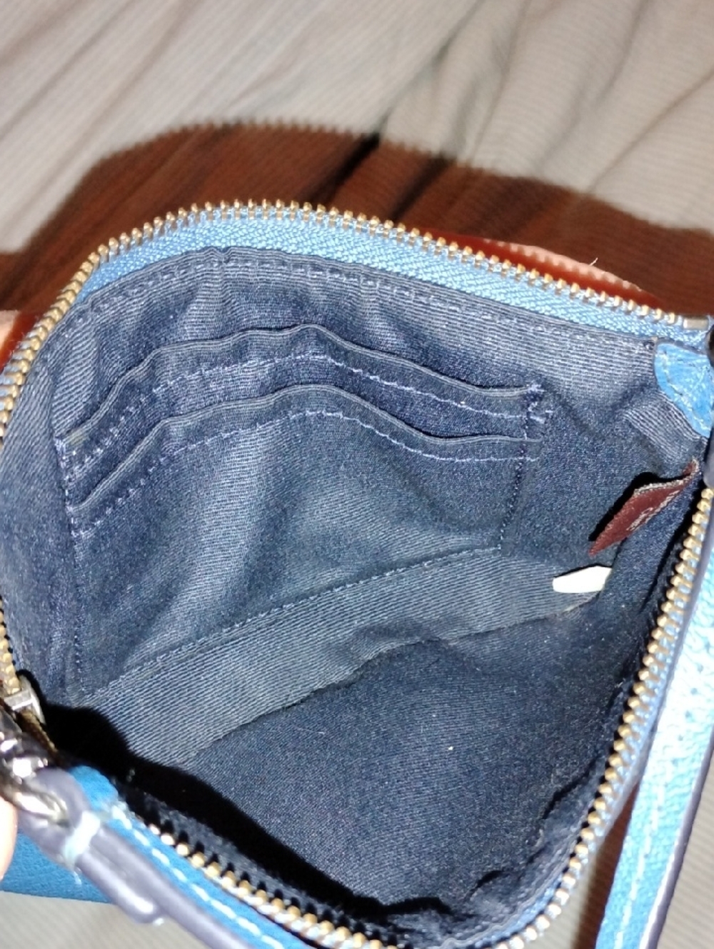 Coach Blue Star Wristlet - Picture 3 of 4